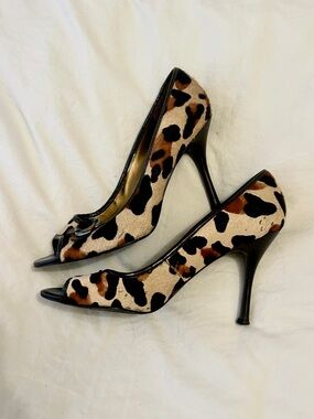 Leopard Print Peep-Toe High Heels